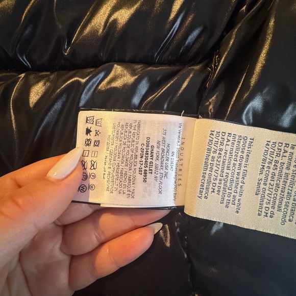 Moncler Black Ghany Vest - Picture 2 of 3